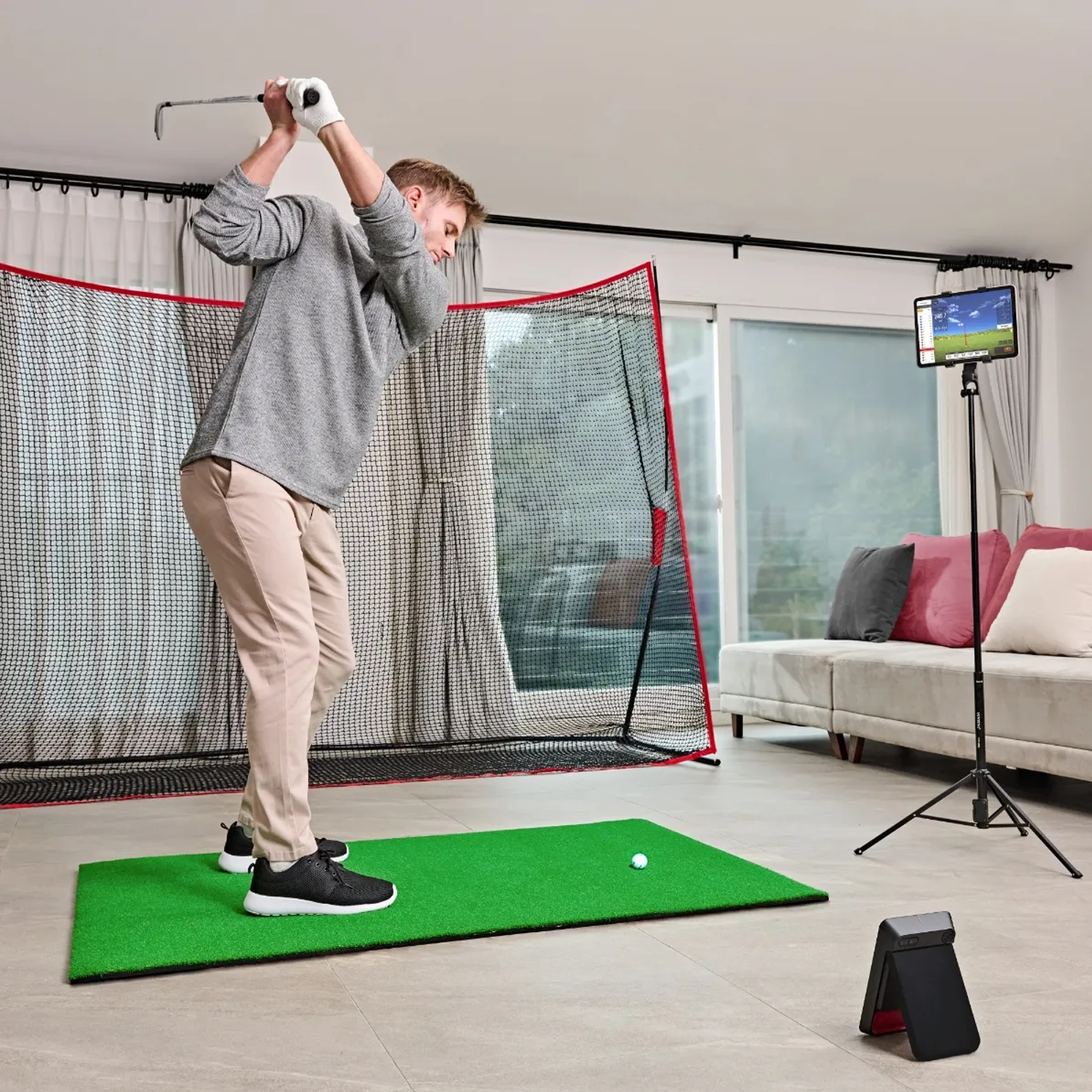 Voice Caddie SC4 PRO Swing Caddie Golf Simulator & Launch