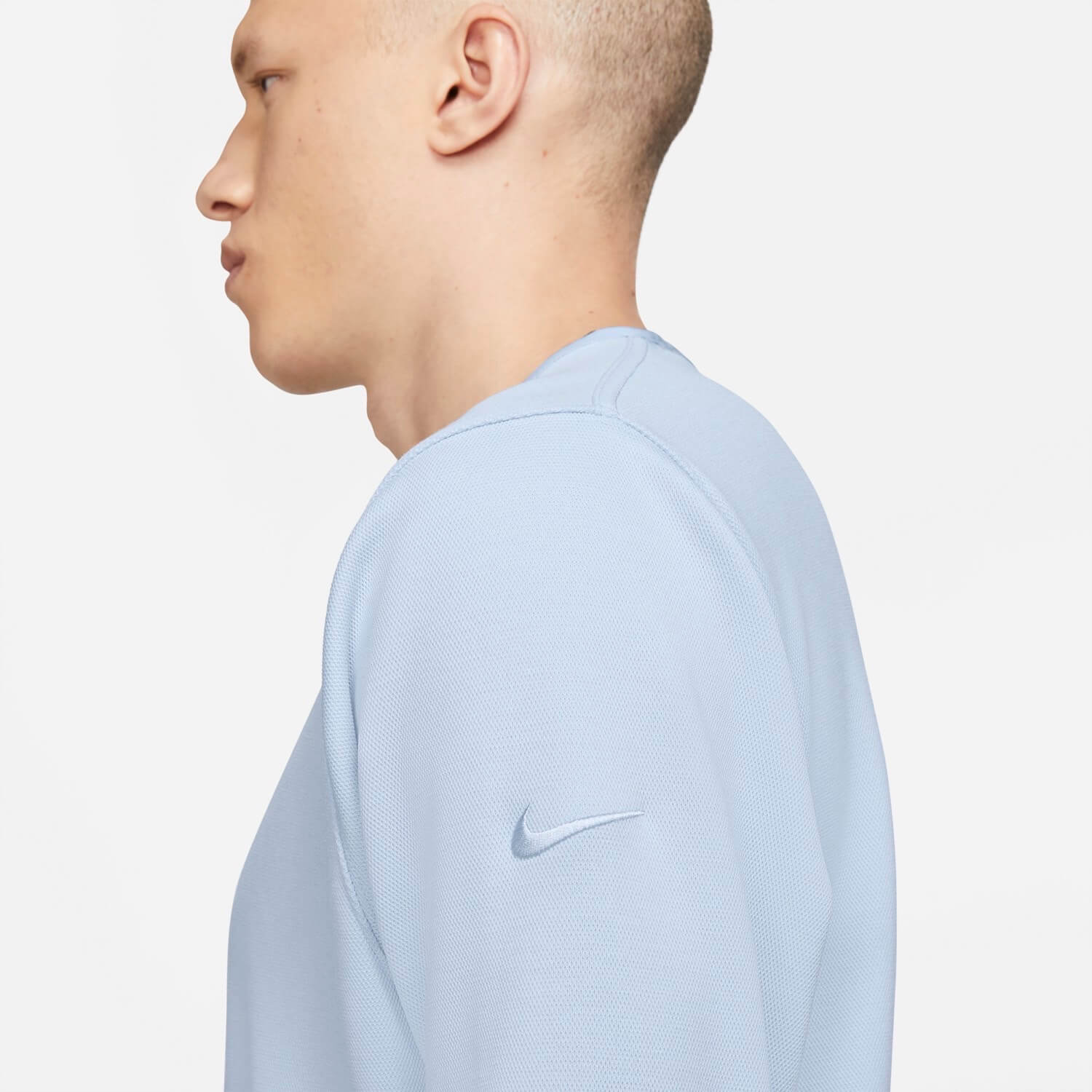 nike dri fit ngc crew neck sweater