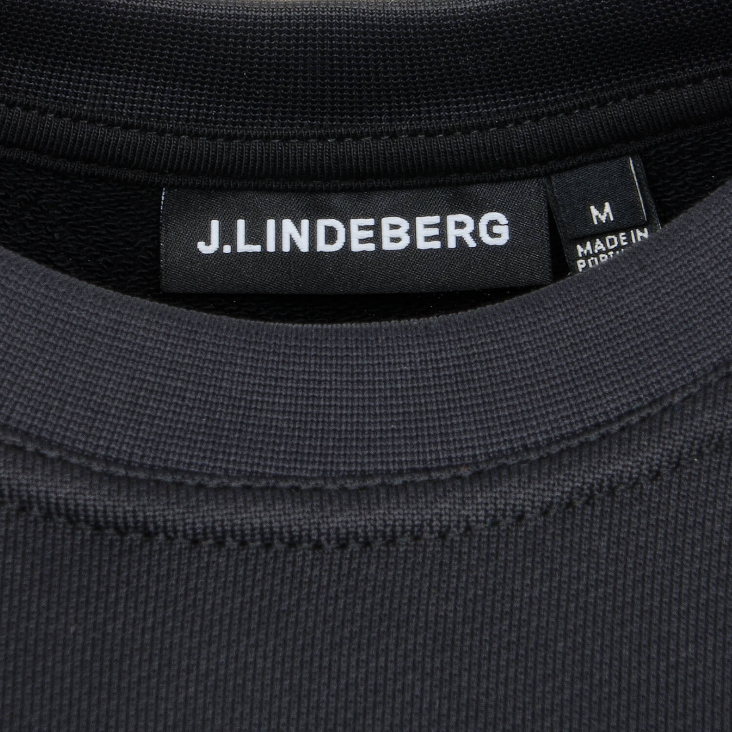 J Lindeberg Verge Logo Sweater Black | Scottsdale Golf